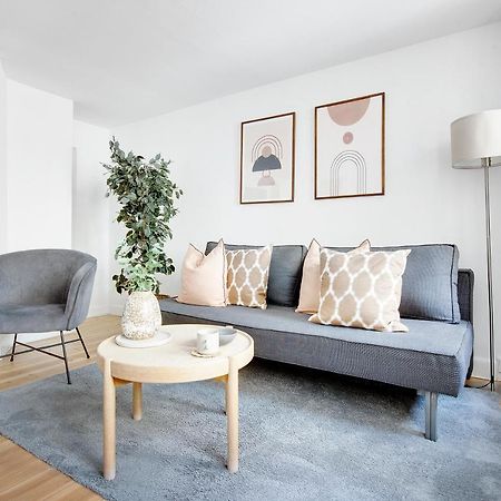Sanders Central - Petite One-Bedroom Apartment In The Middle Of It All Kopenhagen Bagian luar foto